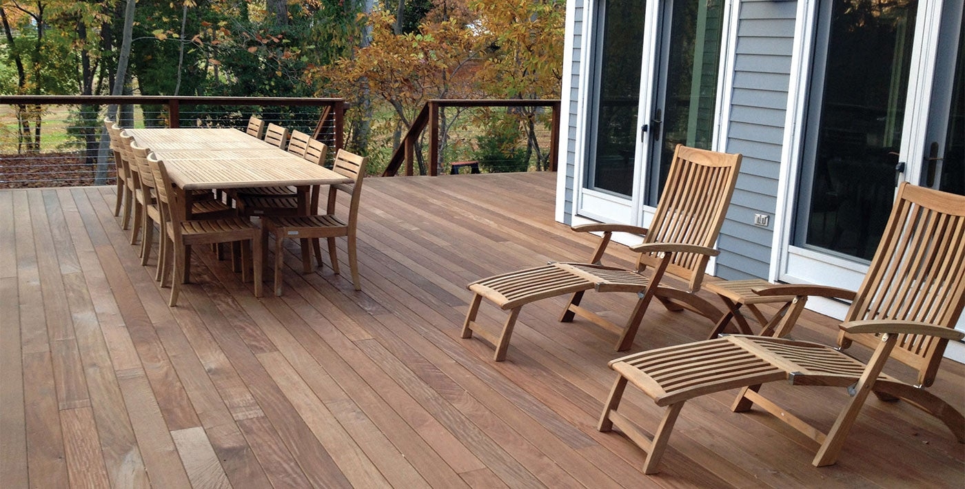 Cedar deck and stairs under construction © deckottawa