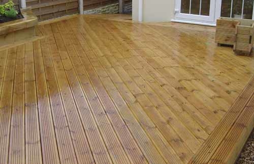 So what types of surface board designs are best for a deck? Diagonal  decking and border patterns are definitely 'in'