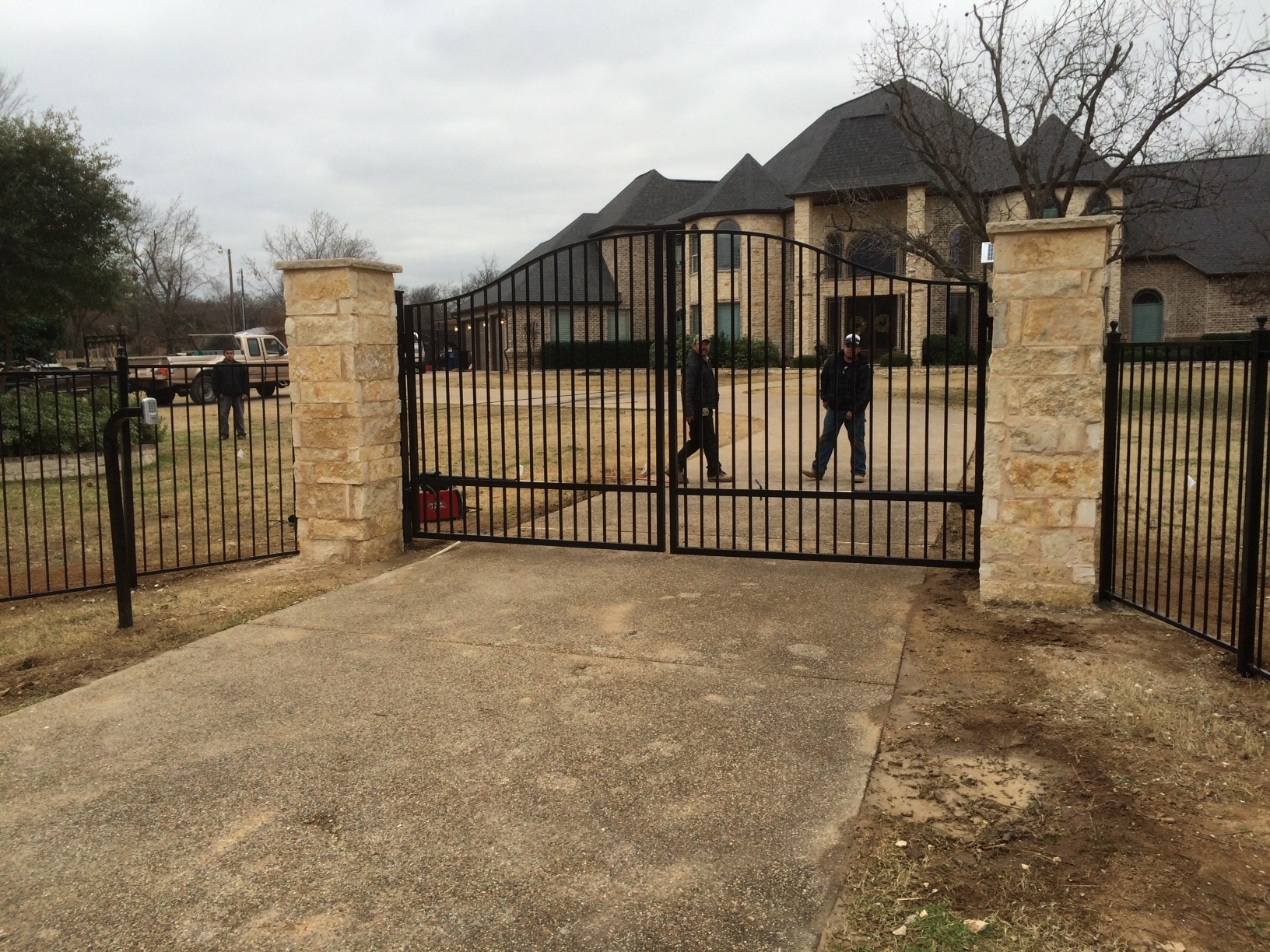 Let A & J Fencing custom design and build your new outdoor living space,  where you can escape from the daily grind