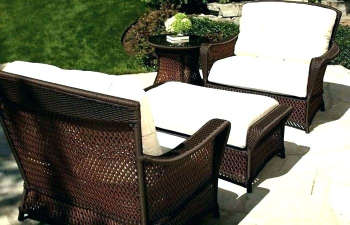 We strive to manufacture our outdoor furniture with the highest  quality