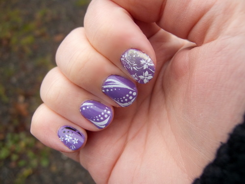 Add warmth to your nails this  winter by painting