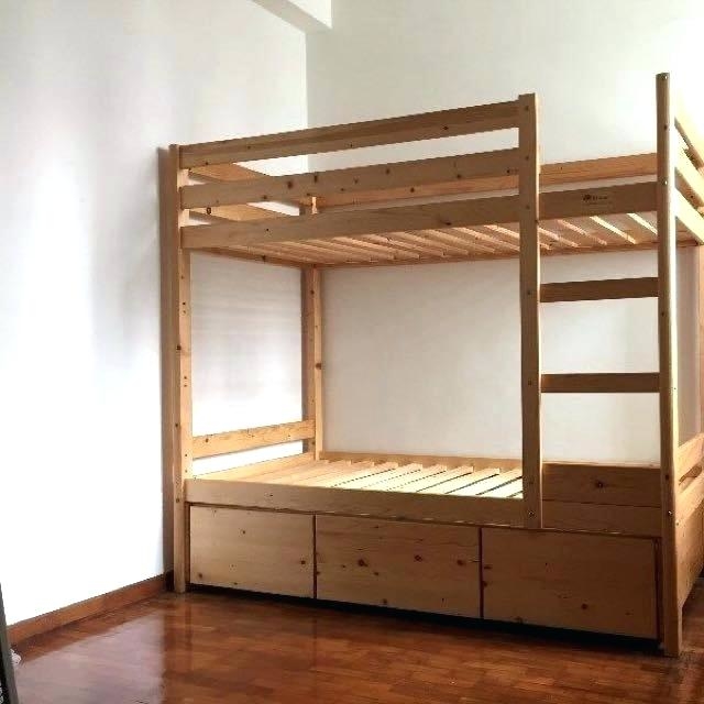 double deck bed